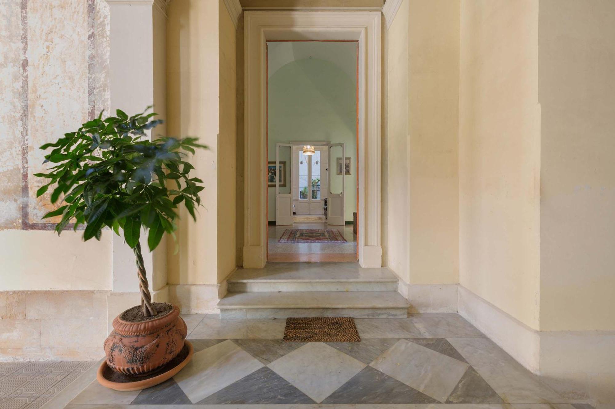 Dongiovanni Suite Lecce Exterior photo
